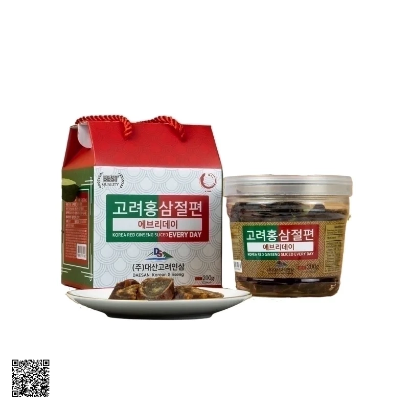Mứt Sâm Tẩm Mật Ong Daesan Korea Red Ginseng Sliced Every Day (200r x 1 hũ)
