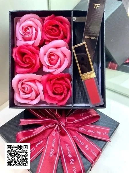 Hộp Quà Hoa Hồng Đựng Son Môi ( Chưa Bao Gồm Son )