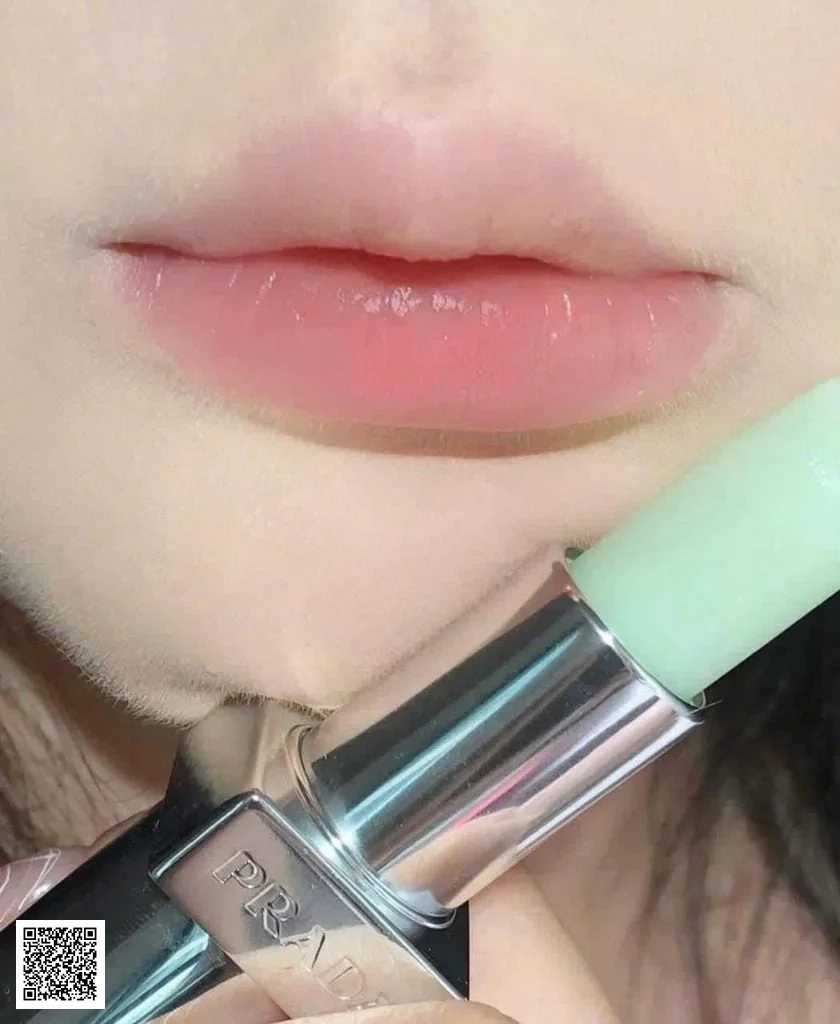 Son Dưỡng Prada Optimizing Care Lip Balm U000 Universal