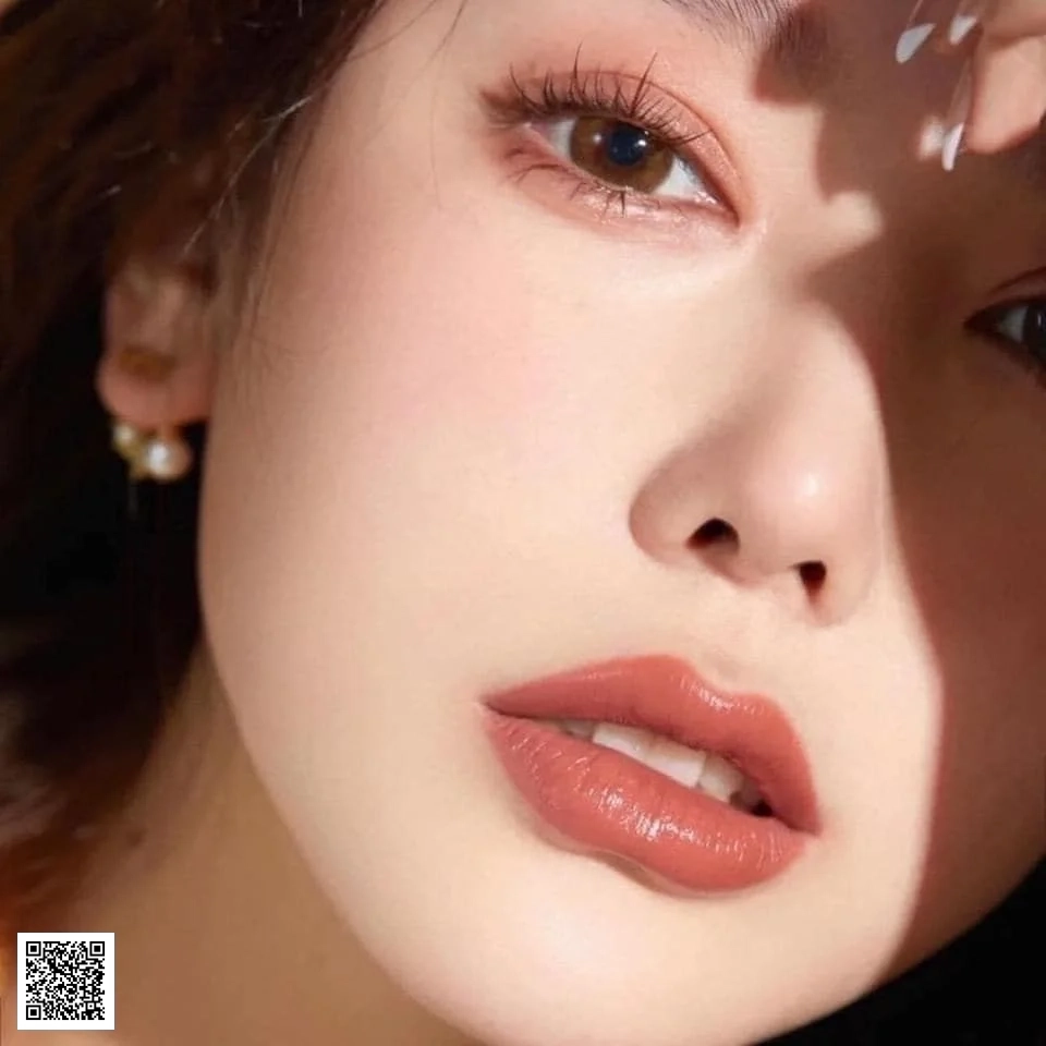 Son Bobbi Brown Luxe Satin 64 Afternoon Tea